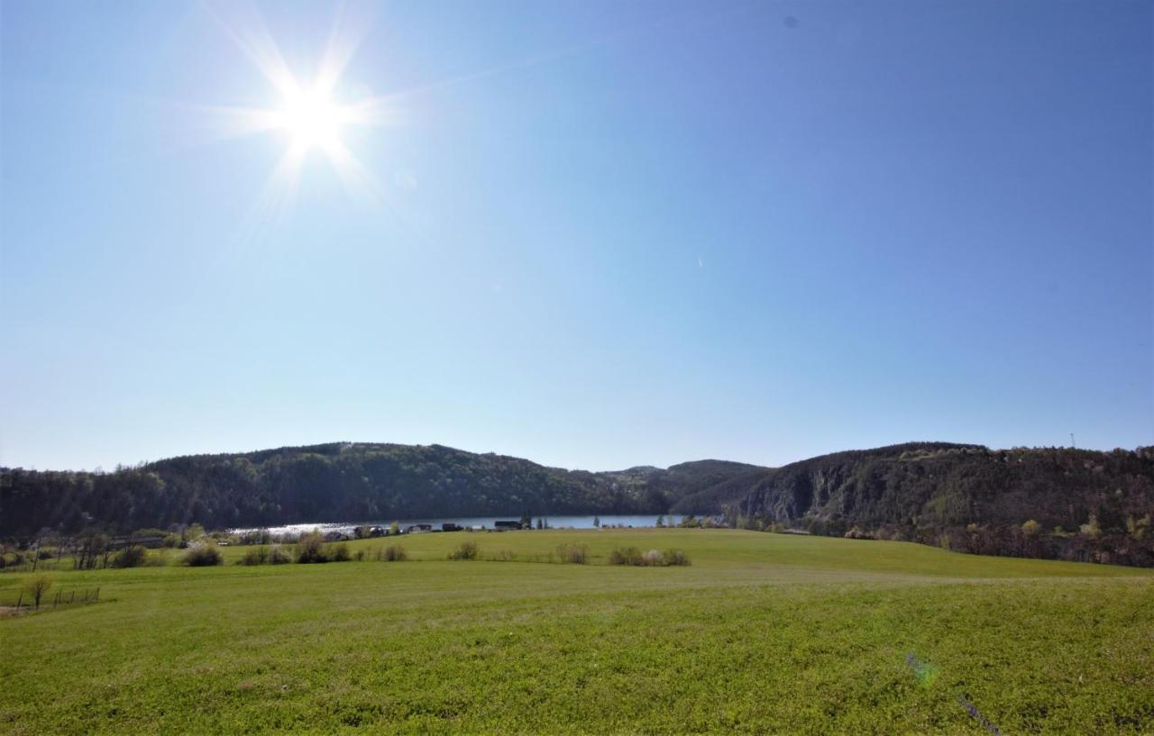 Penzion Majak Dublovice エクステリア 写真