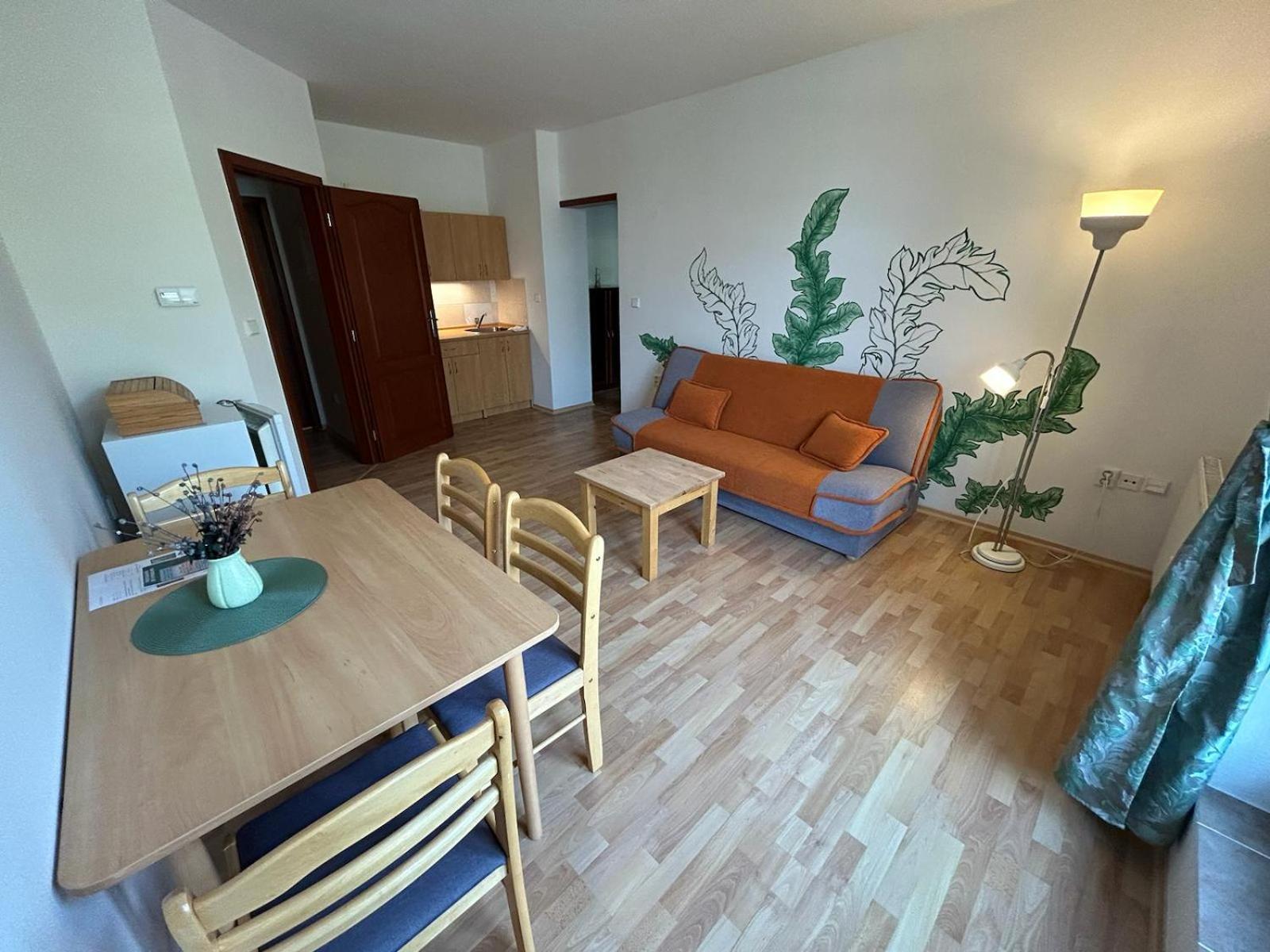 Penzion Majak Dublovice エクステリア 写真