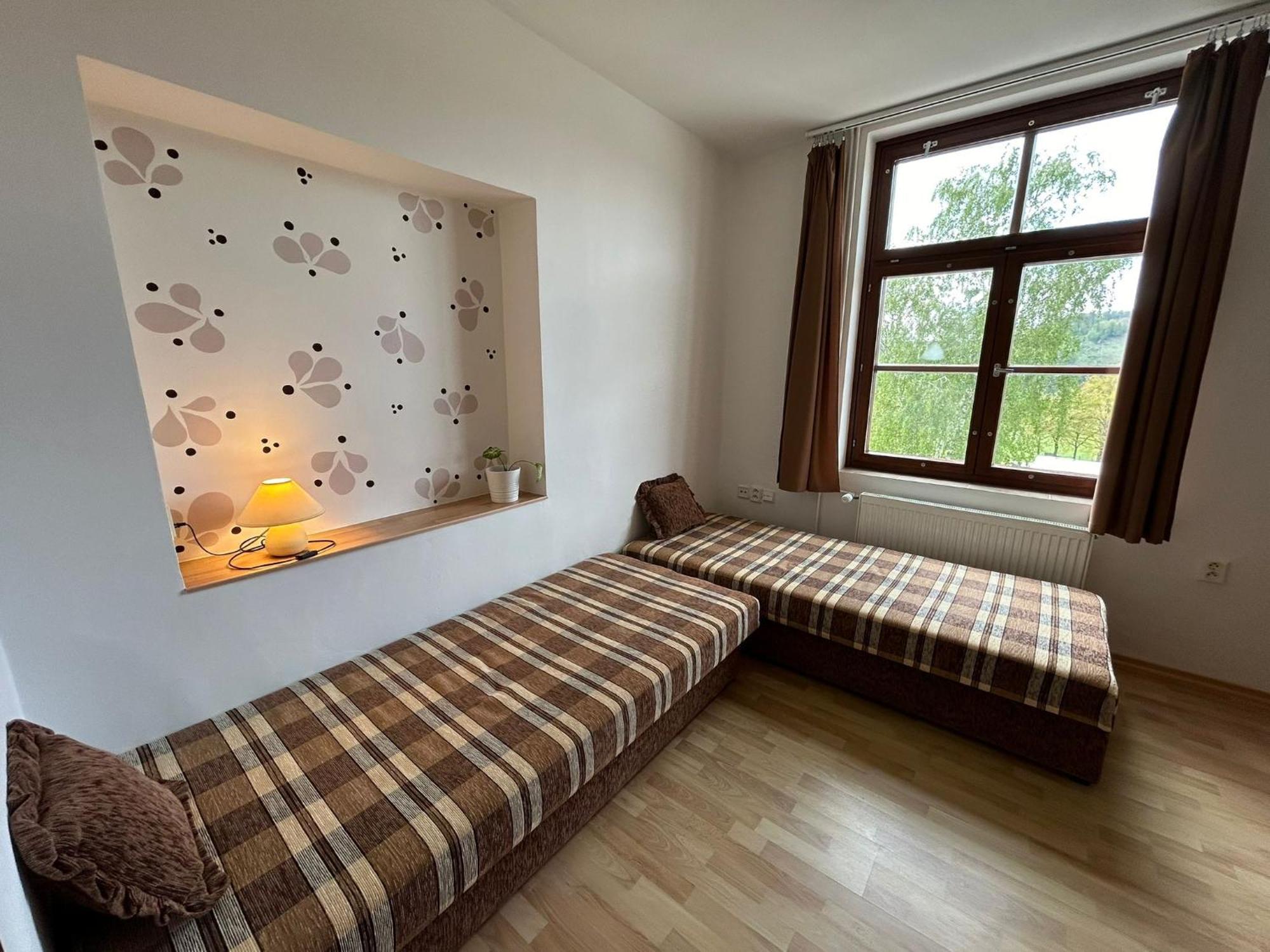 Penzion Majak Dublovice エクステリア 写真